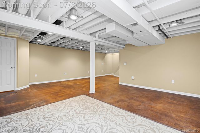 312 Burr Oak Drive, Ann Arbor, MI 48103