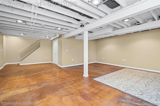 312 Burr Oak Drive, Ann Arbor, MI 48103