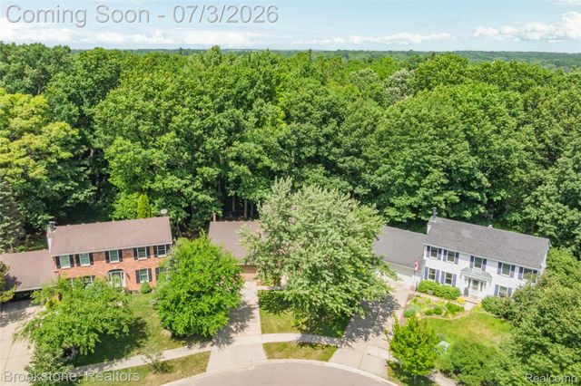 312 Burr Oak Drive, Ann Arbor, MI 48103