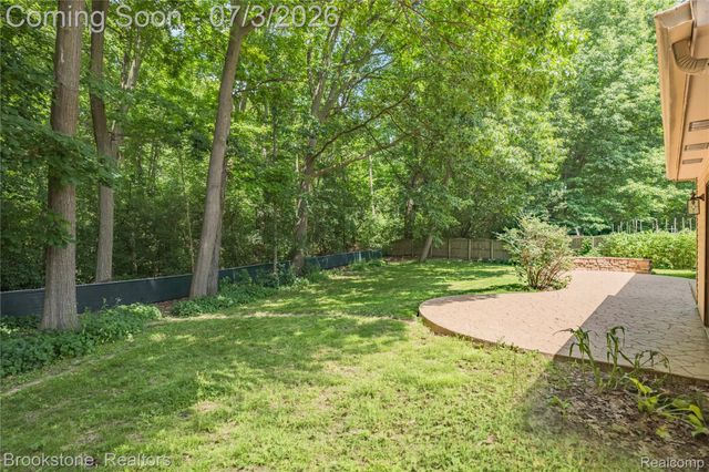 312 Burr Oak Drive, Ann Arbor, MI 48103