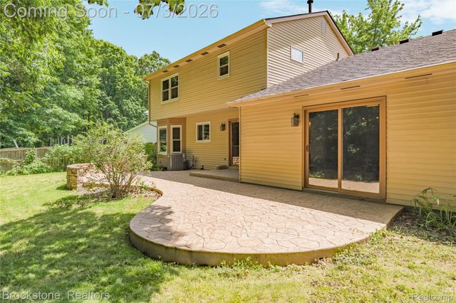 312 Burr Oak Drive, Ann Arbor, MI 48103