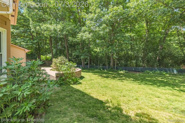312 Burr Oak Drive, Ann Arbor, MI 48103
