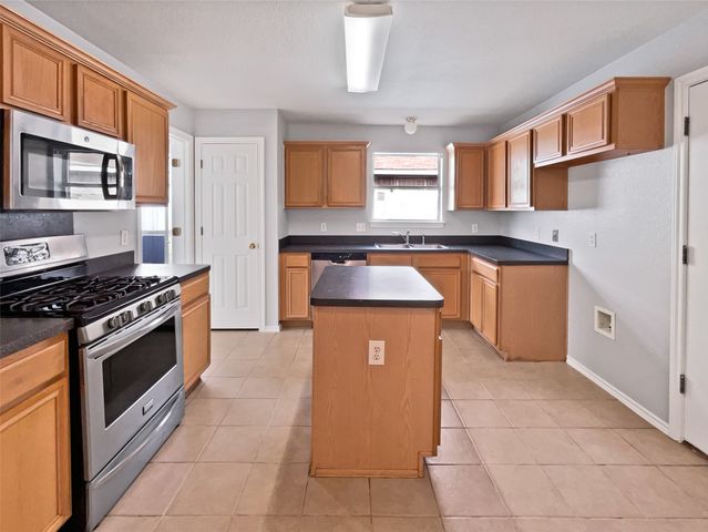 1506 Pintail Court, Desoto, TX 75115