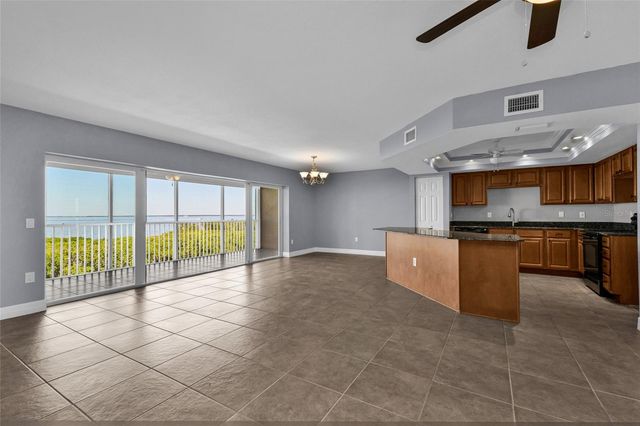 101 N MARION COURT 213, Punta Gorda, FL 33950