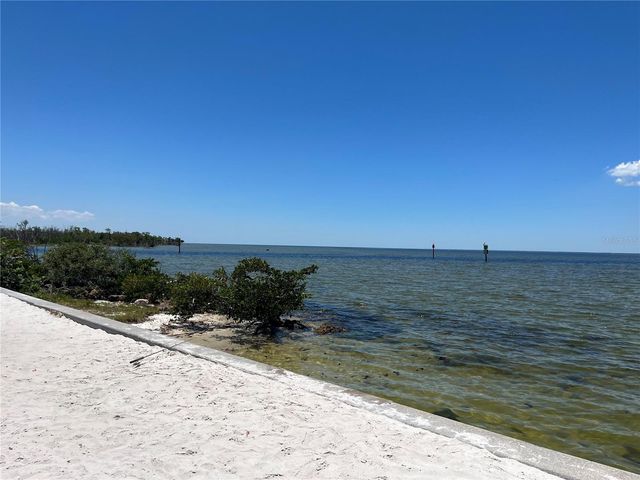 101 N MARION COURT 213, Punta Gorda, FL 33950