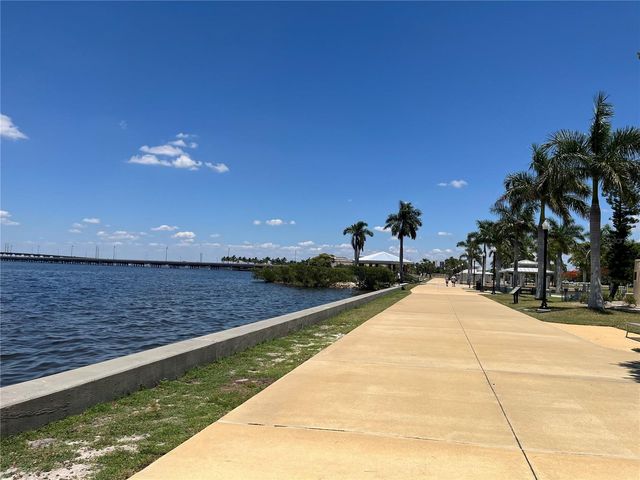 101 N MARION COURT 213, Punta Gorda, FL 33950