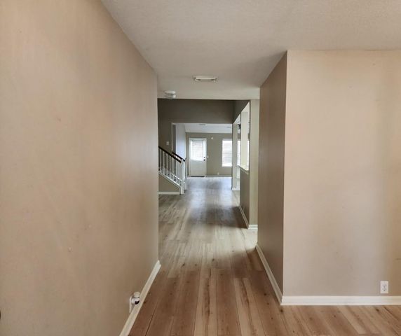 2725 Foster Hill Drive, Houston, TX 77345
