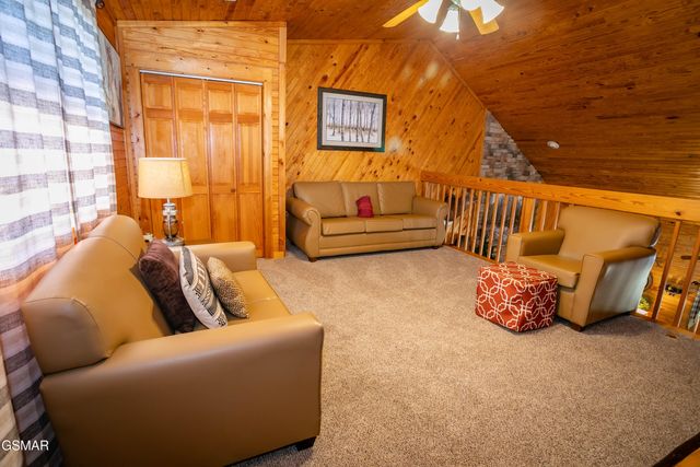 3849 Saddle Brook Way, Sevierville, TN 37862