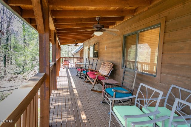 3849 Saddle Brook Way, Sevierville, TN 37862