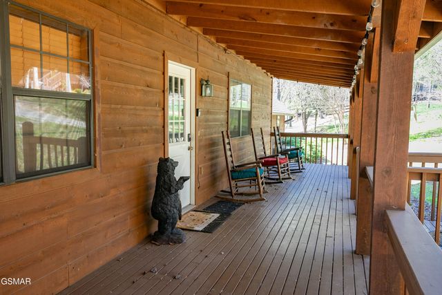 3849 Saddle Brook Way, Sevierville, TN 37862