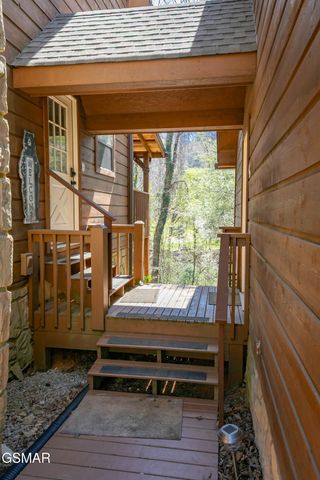 3849 Saddle Brook Way, Sevierville, TN 37862