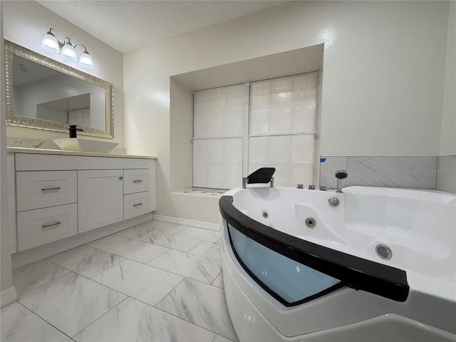 14018 CITRUS POINTE DRIVE, Tampa, FL 33625