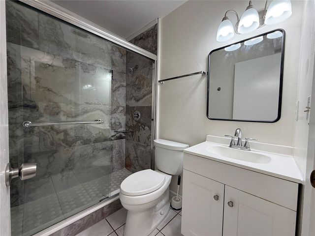 14018 CITRUS POINTE DRIVE, Tampa, FL 33625