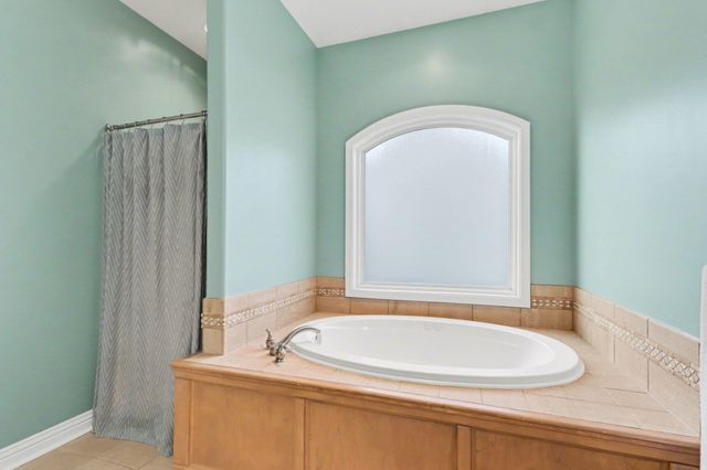 9800 Navy Pier Street, Portage, MI 49002