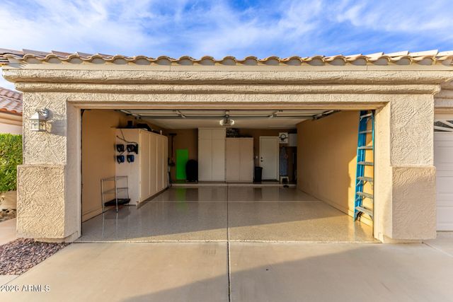 208 W SMOKE TREE Road, Gilbert, AZ 85233