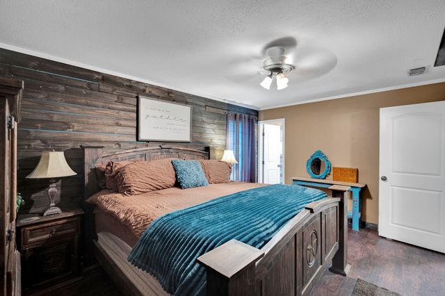 401 Westview Terrace, Midlothian, TX 76065