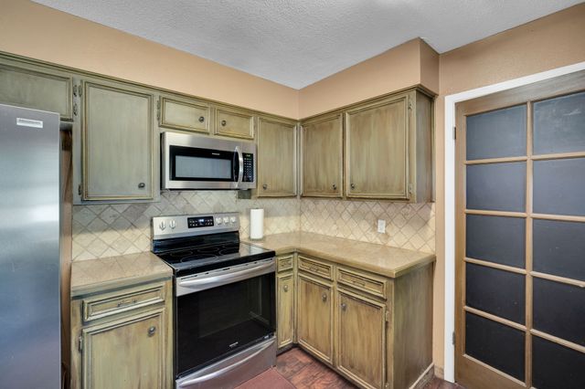 401 Westview Terrace, Midlothian, TX 76065