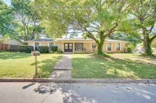 401 Westview Terrace, Midlothian, TX 76065