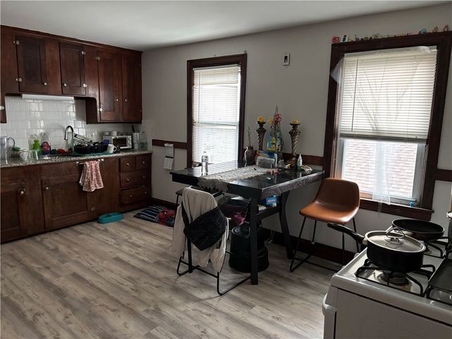 15 Hawkins Street, Providence, RI 02908