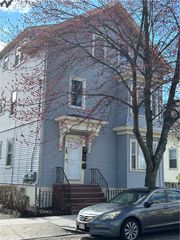 15 Hawkins Street, Providence, RI 02908