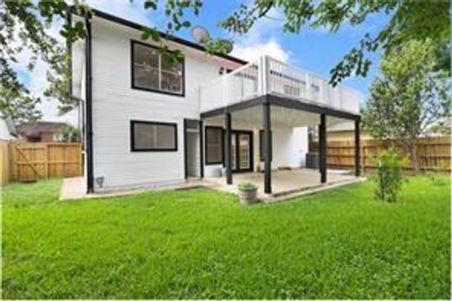 13530 La Concha Lane, Houston, TX 77083