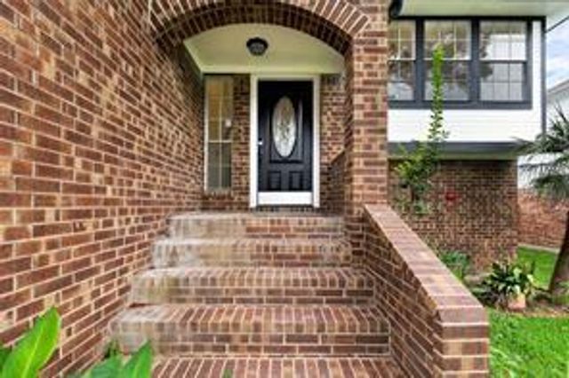 13530 La Concha Lane, Houston, TX 77083