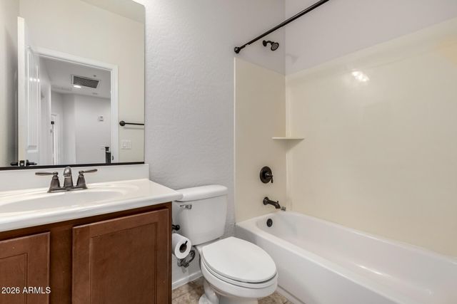 4707 E THUNDERHEART Trail 102, Gilbert, AZ 85297