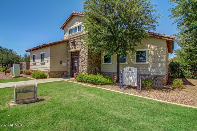 4707 E THUNDERHEART Trail 102, Gilbert, AZ 85297