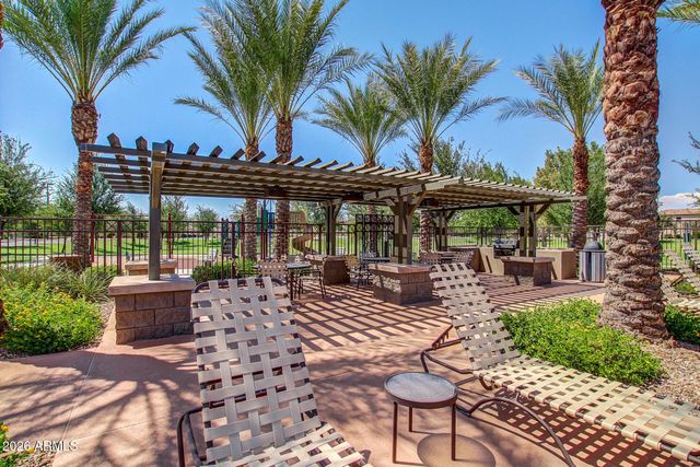 4707 E THUNDERHEART Trail 102, Gilbert, AZ 85297