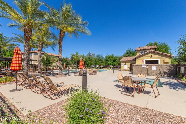 4707 E THUNDERHEART Trail 102, Gilbert, AZ 85297