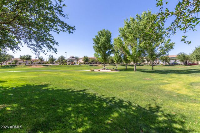 4707 E THUNDERHEART Trail 102, Gilbert, AZ 85297