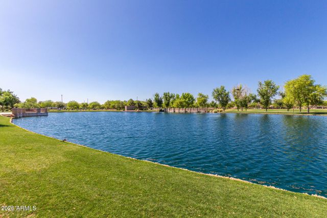 4707 E THUNDERHEART Trail 102, Gilbert, AZ 85297