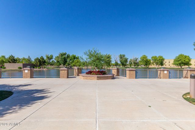 4707 E THUNDERHEART Trail 102, Gilbert, AZ 85297