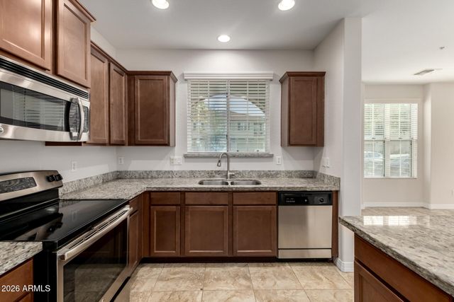 4707 E THUNDERHEART Trail 102, Gilbert, AZ 85297