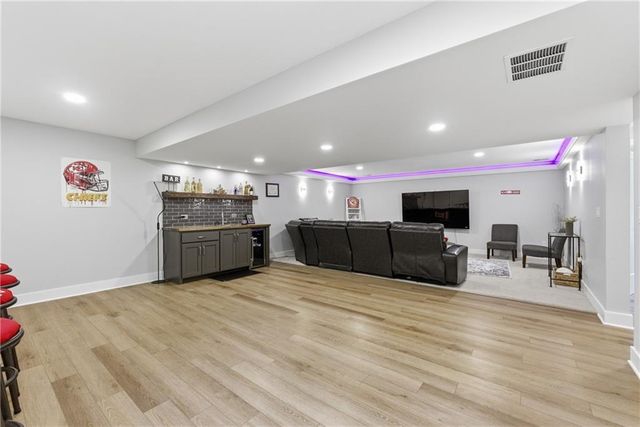 312 Prairie Rose Circle, Smithville, MO 64089