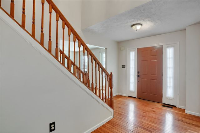 704 Helen Court, Cranberry Twp, PA 16066