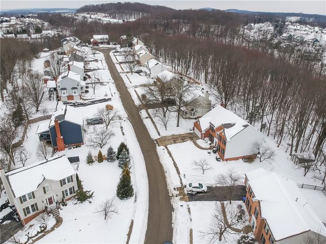 704 Helen Court, Cranberry Twp, PA 16066