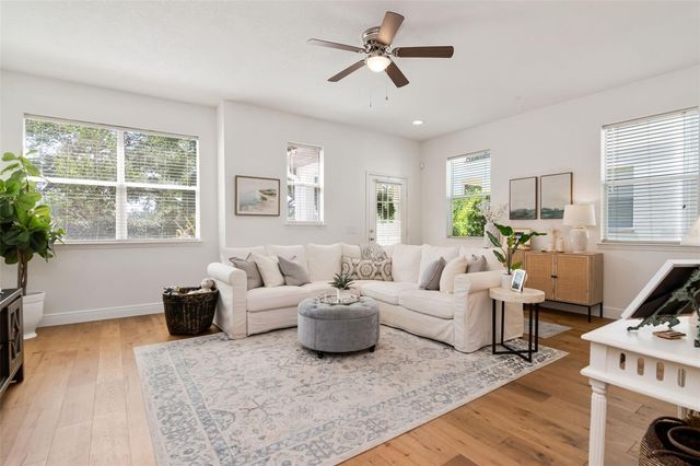 3157 TOSCANA CIRCLE, Tampa, FL 33611