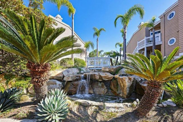 8585 Via Mallorca 238, La Jolla, CA 92037