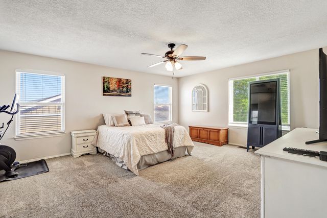 3728 Clear Creek Road NE, Rio Rancho, NM 87144