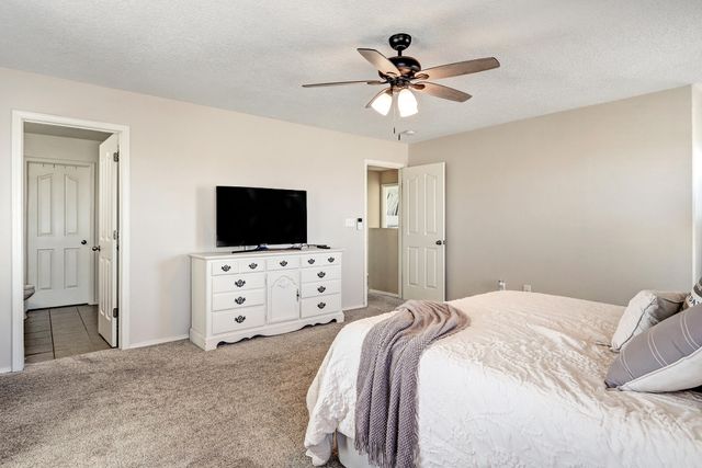 3728 Clear Creek Road NE, Rio Rancho, NM 87144