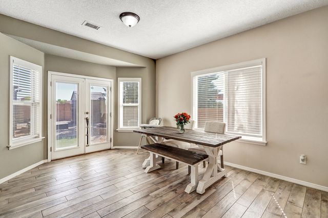 3728 Clear Creek Road NE, Rio Rancho, NM 87144