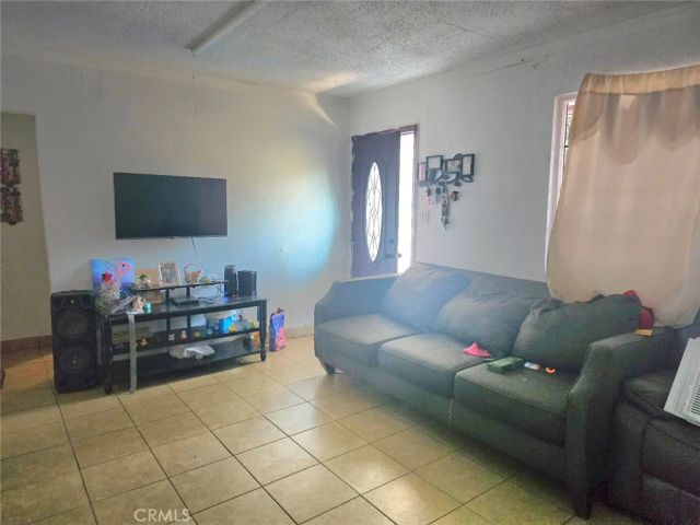 471 San Felipe Road, San Bernardino, CA 92408