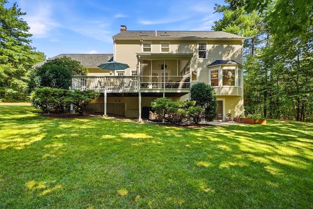 5 Longwood Drive, Hopkinton, MA 01748