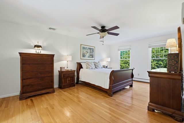 5 Longwood Drive, Hopkinton, MA 01748