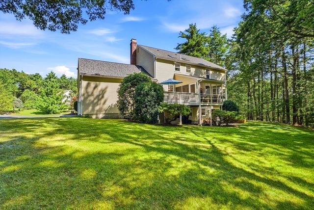 5 Longwood Drive, Hopkinton, MA 01748