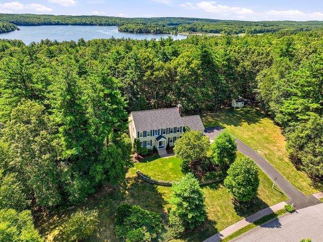 5 Longwood Drive, Hopkinton, MA 01748