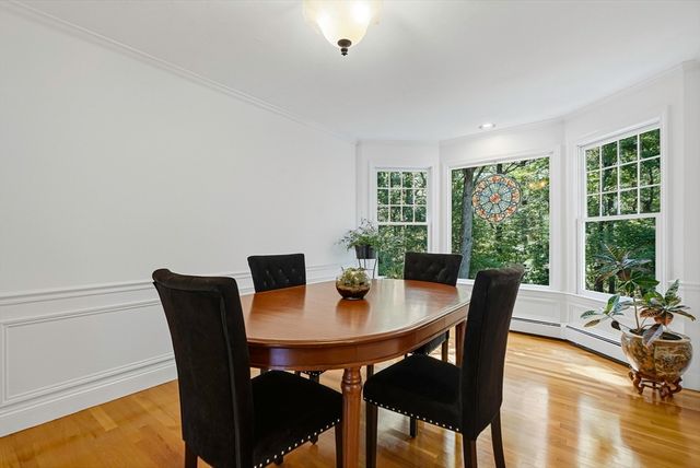 5 Longwood Drive, Hopkinton, MA 01748