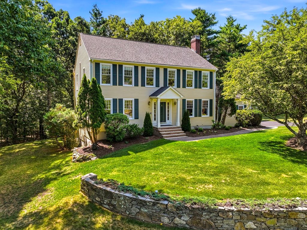 5 Longwood Drive, Hopkinton, MA 01748