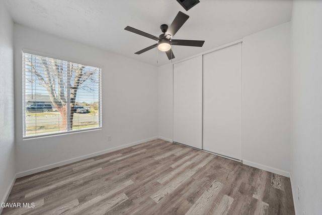 40054 Ridgemist Street, Palmdale, CA 93591